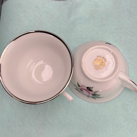 Set of two Royal Jackson Margaret Rose Footed Teacup fine china - Picture 2 of 5